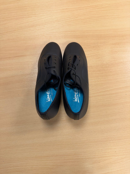 Rumba - Black NotCalf- Size 8.5 - Regular