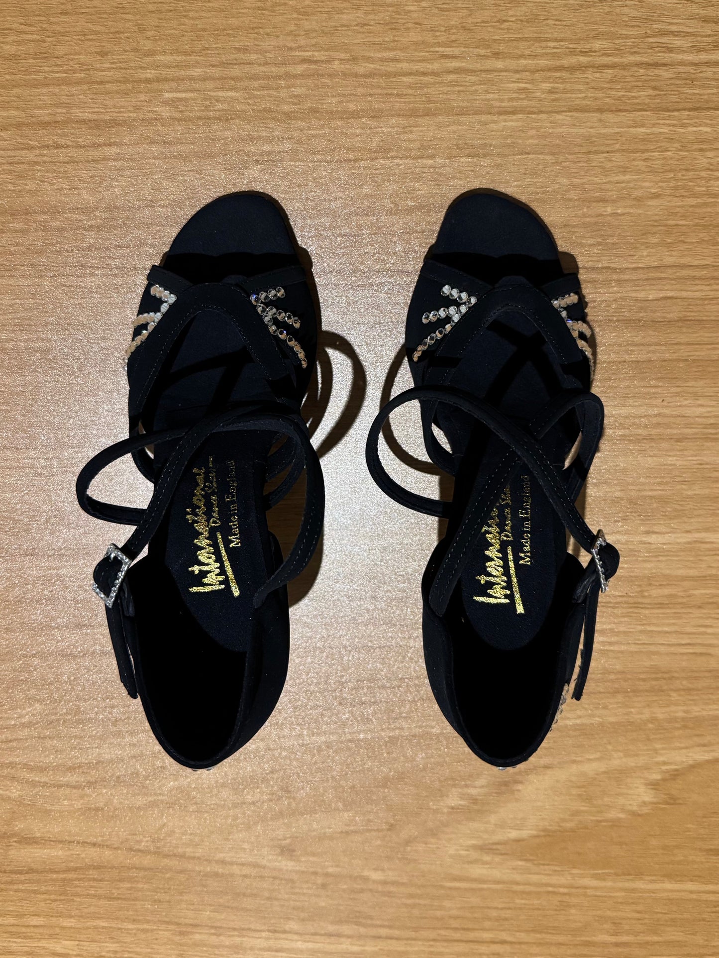 Bianca Crystal - Black Nubuck - Size 4.5 - Regular