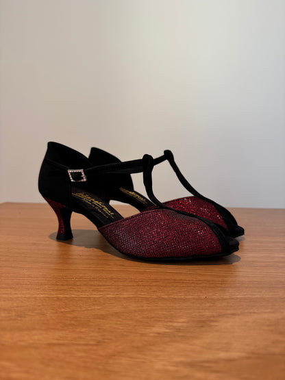 Vienna - BlackNubuck/RedGlitter - Size 4.5 - Regular