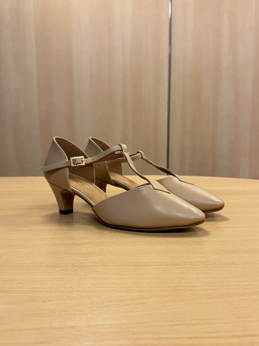 Karen - Beige NotCalf - Size 6 - X Wide