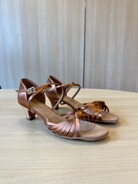 Fiorella - Tan Satin (Size 7.5)