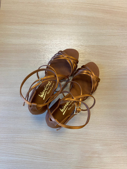 Emily - Tan Satin (Size 5)