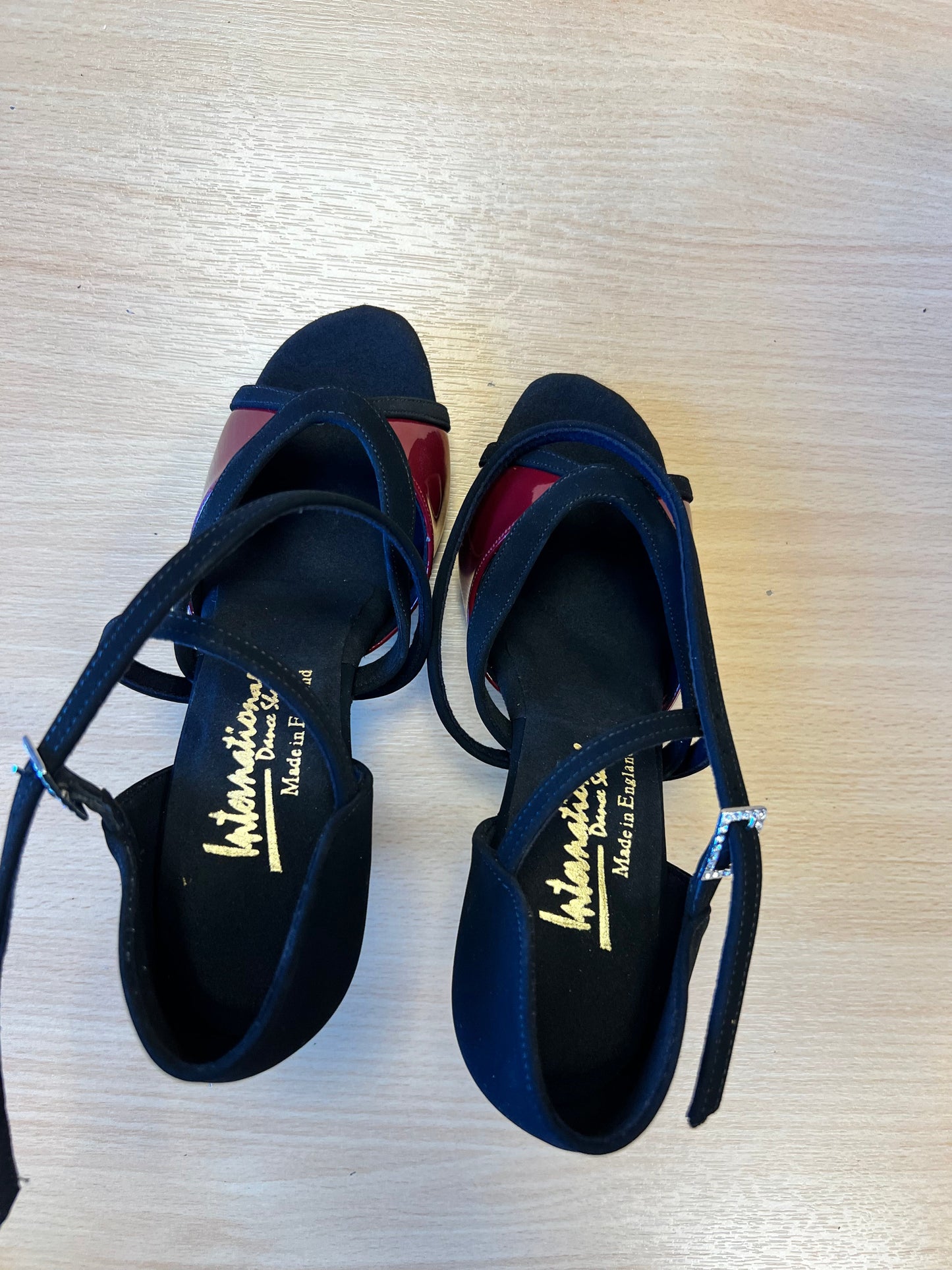 Bianca - Black Nubuck/Merlot Patent (Size 3.5)