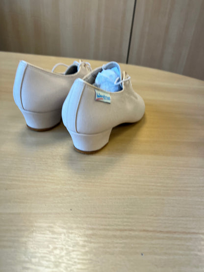 Heather Split-Sole - Beige Lycra (Size 6XW)