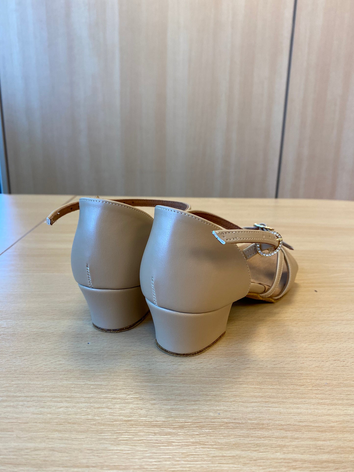 Girls Natasha - Beige NotCalf (Size 4)