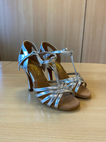 Lucia - Siliver NotCalf (Size 3)