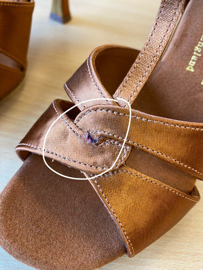 1018 - Tan Satin (Size 3)