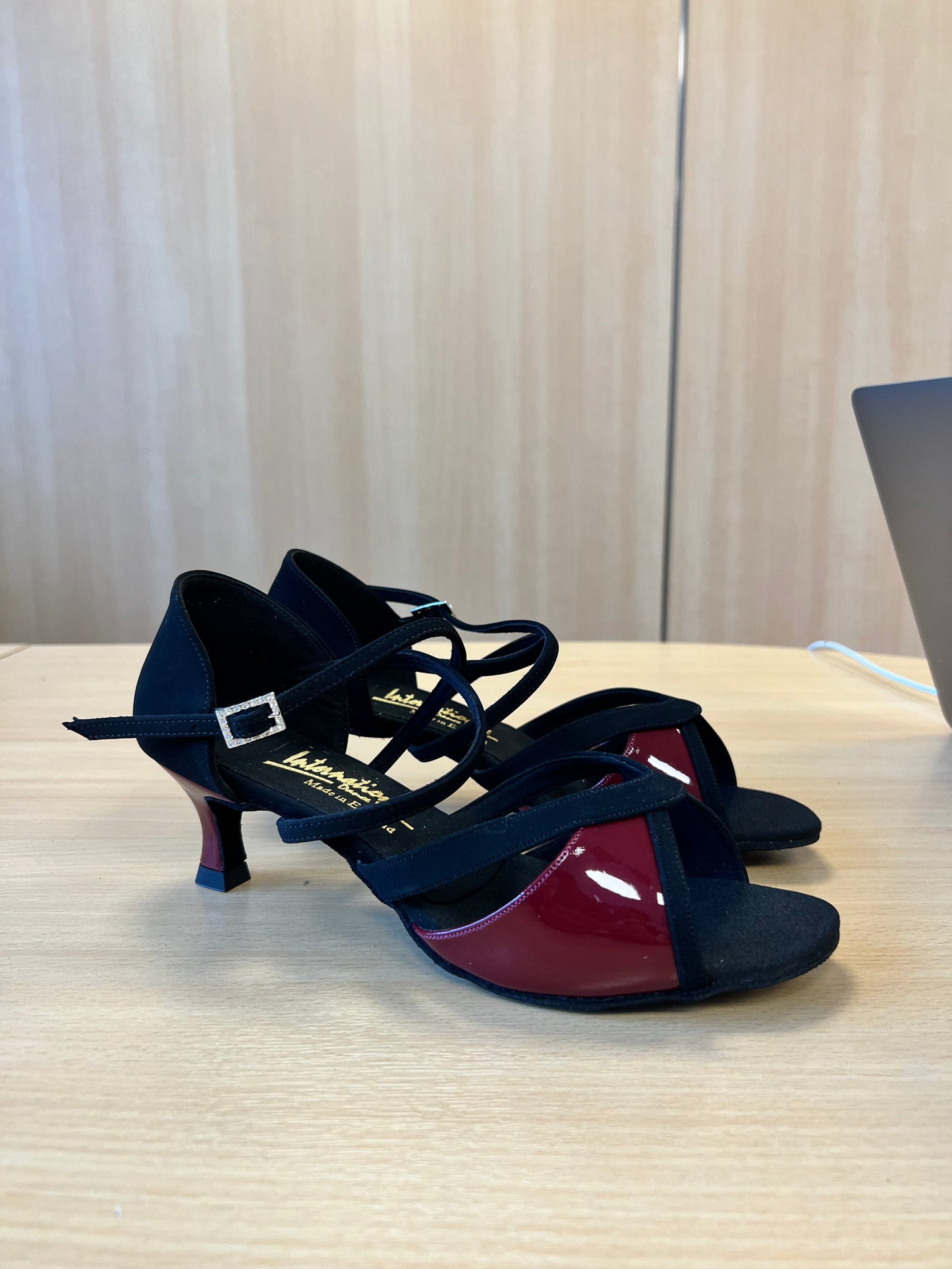 Bianca - Black Nubuck/Merlot Patent (Size 8W)